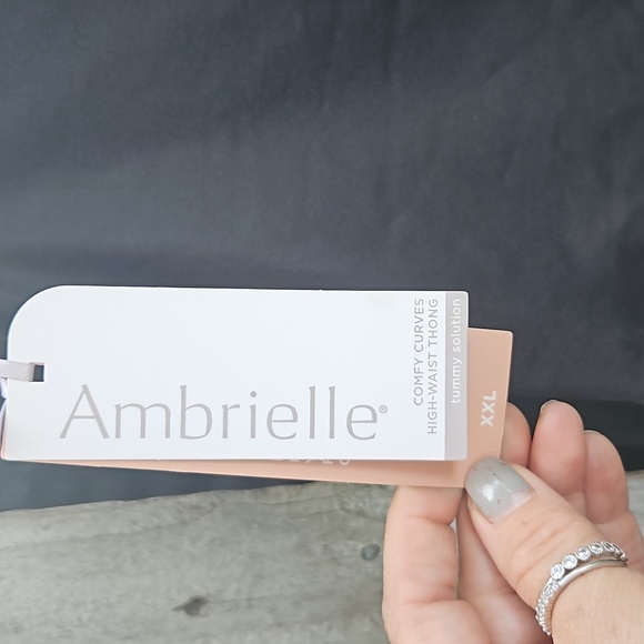 Shapewear LOT of 2 - Picture 4 of 8